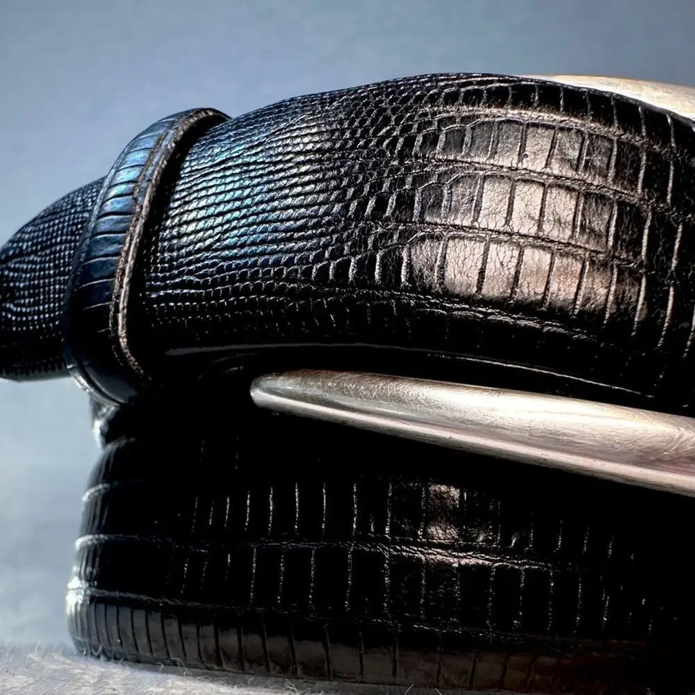 Roundtree & Yorke Black Crocodile-Embossed Italian Calfskin Solid Brass Belt